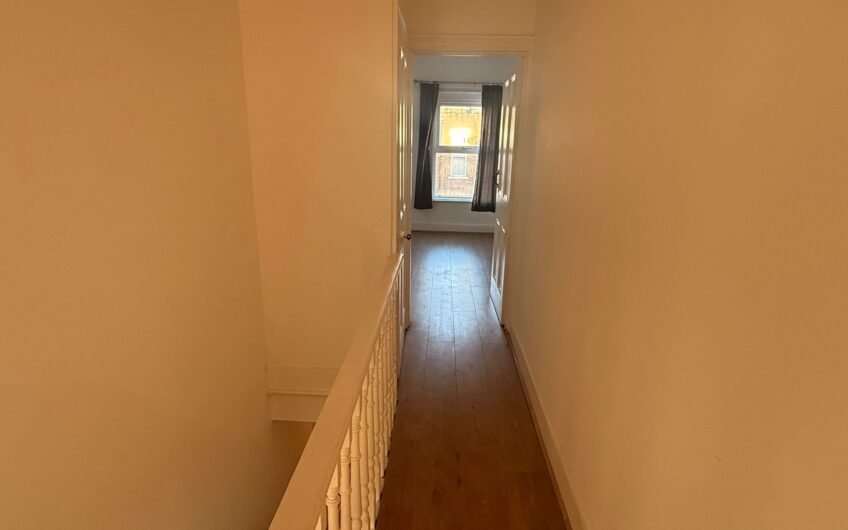 Available for rent, Beautiful 3-Bedroom Terraced House in Luton LU1!!!