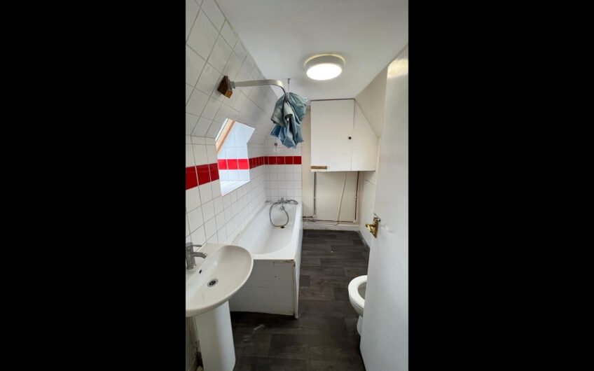 For Rent, Stylish 1-Bedroom Flat with Open-Plan Kitchen in Dunstable, LU6!!!