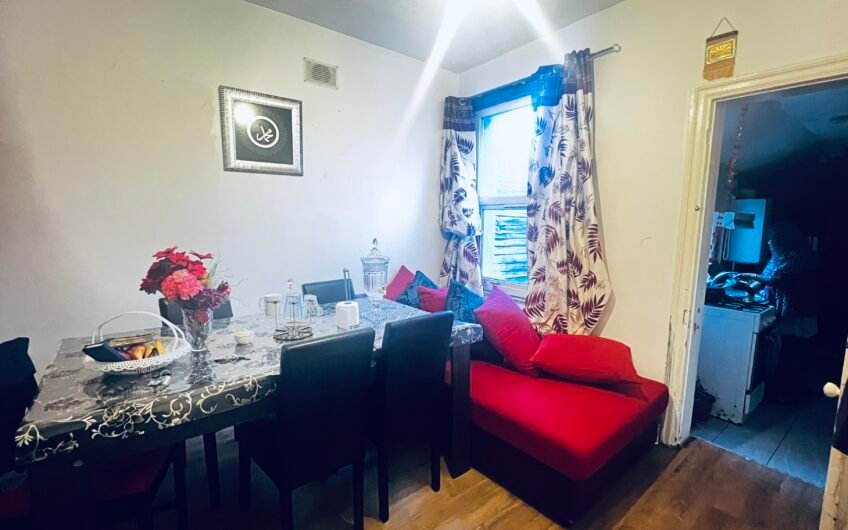 Available for Rent, Bright & Comfortable 2-Bed Terraced House with Double Glazing in Luton LU3!!!