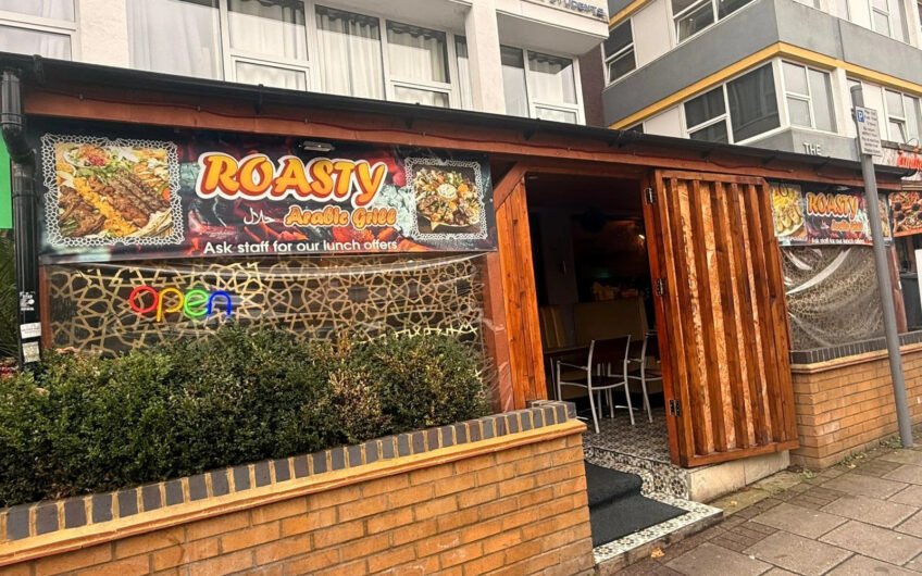 Turnkey Café Business for Sale in Prime Upper George Street, Luton LU1!!!