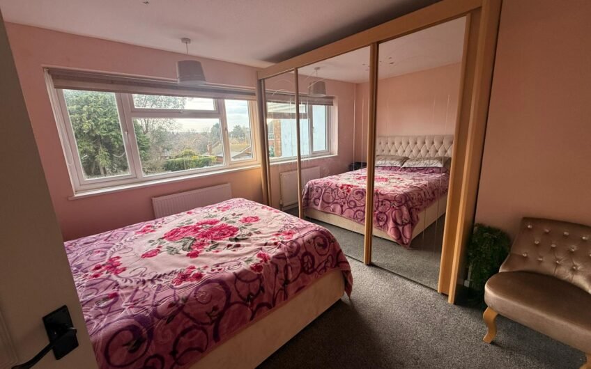 Available for rent – spacious 3-Bedrooms Semi-Detached House with Garden & Parking in Luton LU3!!!