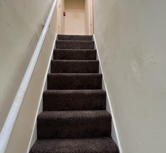 For Rent, Spacious Terraced House with 3- En-Suite Rooms & Large Fitted Kitchen in Luton LU2!!!