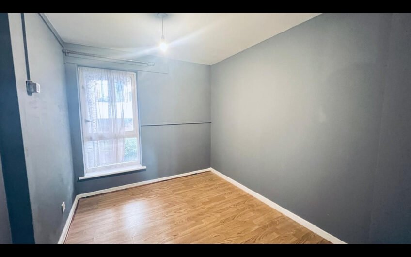 For Sale – Spacious 4-Bedroom Ground Floor Flat with Garden & Parking, in Luton LU1!!!