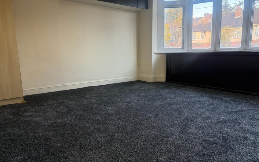 Well-Located & Well-Presented 2-Bedroom Flat for Rent in Luton LU2!!!