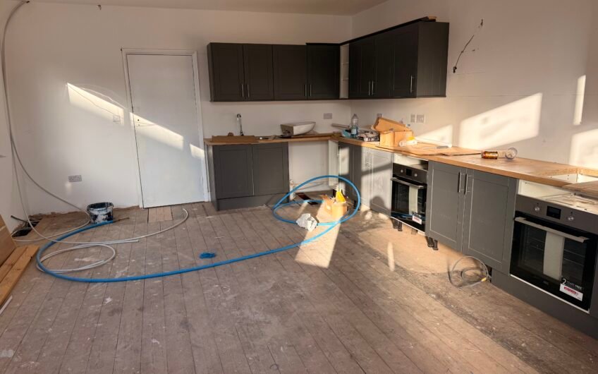 For Sales freehold HMO Investment Opportunity – Planning Pending for 8 En-Suite Rooms | Dunstable LU6!!!