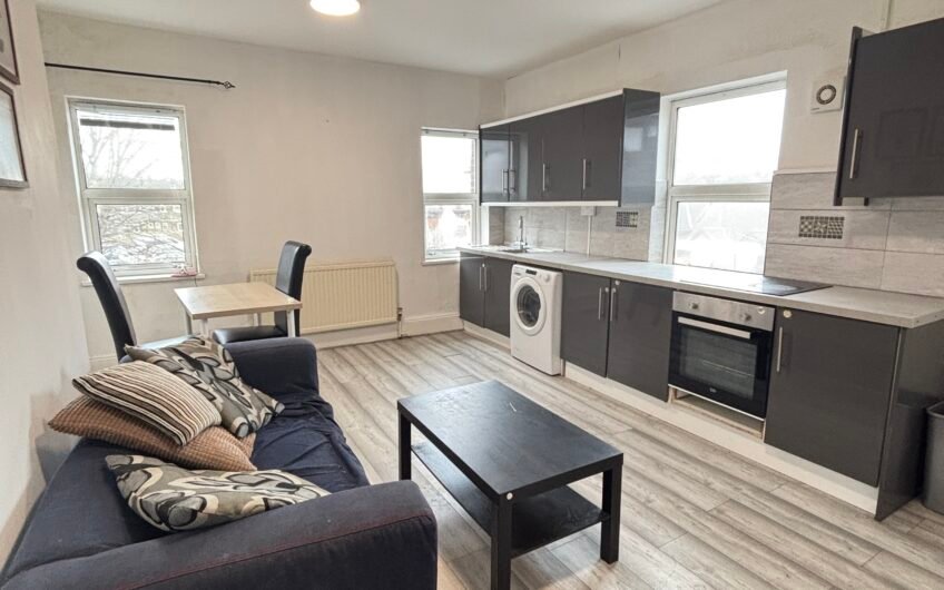 Sleek & Spacious 2-Bed Flat Available Now for Rent in Dunstable LU6!!!