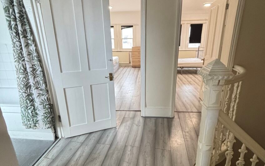 Sleek & Spacious 2-Bed Flat Available Now for Rent in Dunstable LU6!!!