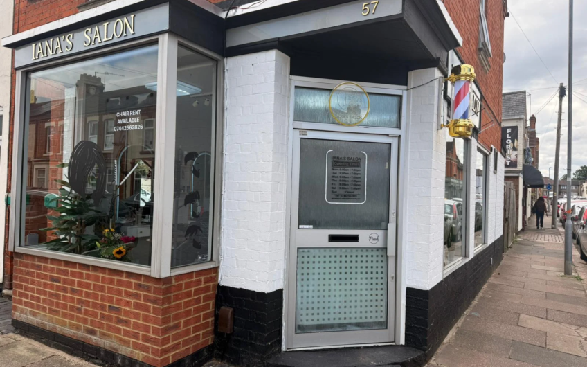 High-Visibility Corner Shop for Rent, Perfect for Any Business in Northampton NN4!!