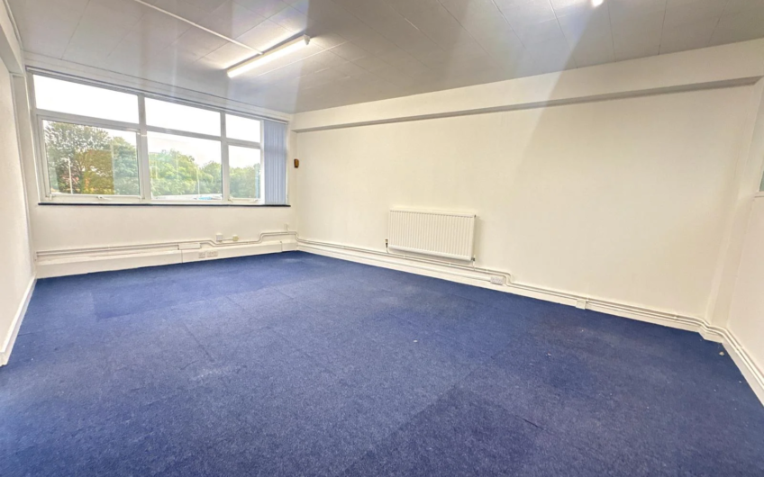 A Smarter Address for Your Business – 2nd Floor Office at Crystal House for rent in Luton, LU1!!!