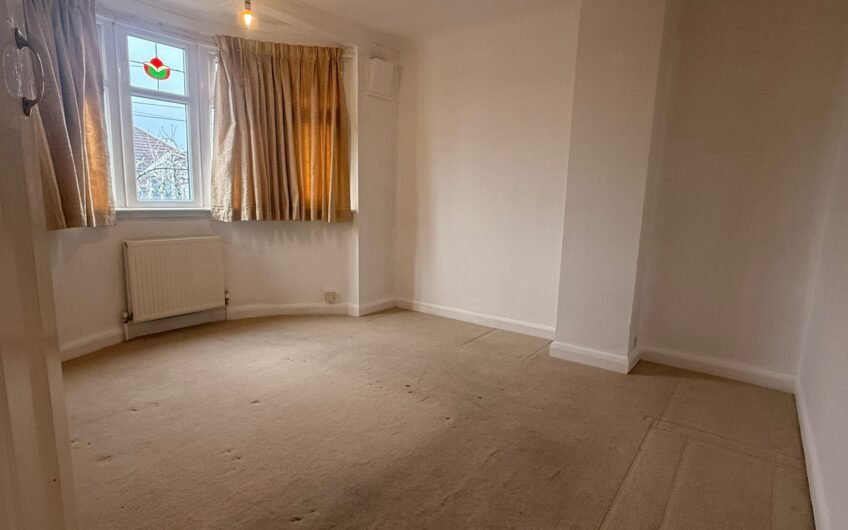 For Rent, Beautiful 3-Bedroom Home with Front & Rear Gardens – Ideal Family Living in Luton LU2!!!