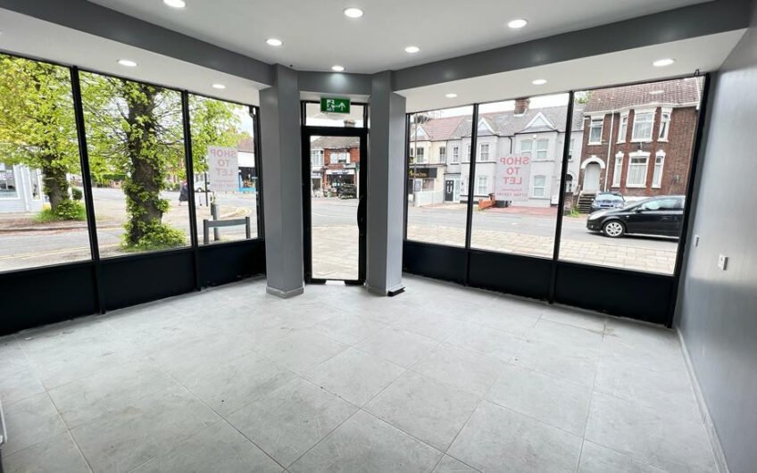 Newly Refurbished 791 Sq Ft Restaurant / Takeaway Unit To Let – High Street Dunstable LU6!!!