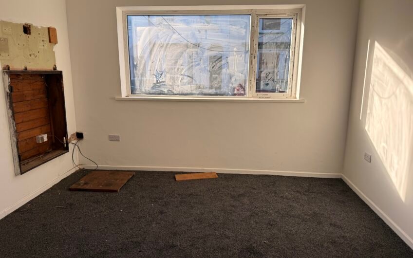 For Sales freehold HMO Investment Opportunity – Planning Pending for 8 En-Suite Rooms | Dunstable LU6!!!