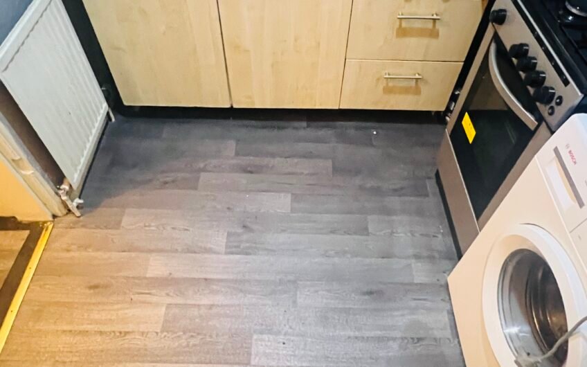 For Rent, Spacious 1-Bedroom Furnished Flat with Reception Room & Parking – In Marsh Road Luton LU3!!!