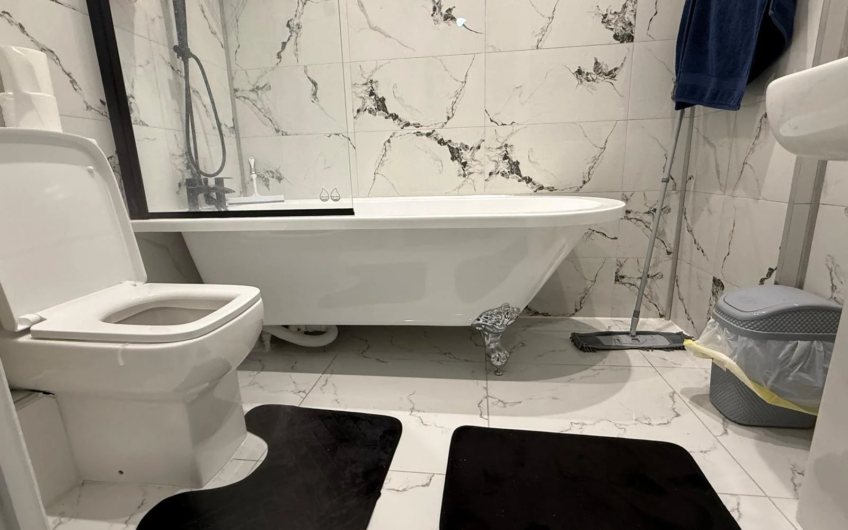 Elegant 4-Bedroom Townhouse for Sale with Private Garden & Driveway – Central Luton LU1!!!