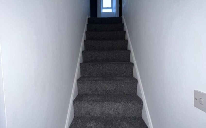 For Rent, Spacious 3-Bedroom Semi-Detached House with Front & Rear Gardens – In Dawley, Telford TF4!!!