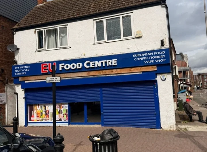 For Rent, Modern 1-Bedroom Fully Furnished Flat in the Heart of Bletchley MK2!!!