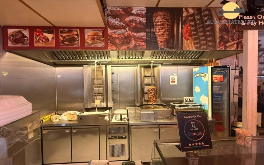 Fully Equipped Turnkey Café for Sale on Prime Upper George Street, Luton LU1!!!