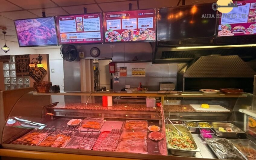 Fully Equipped Turnkey Café for Sale on Prime Upper George Street, Luton LU1!!!