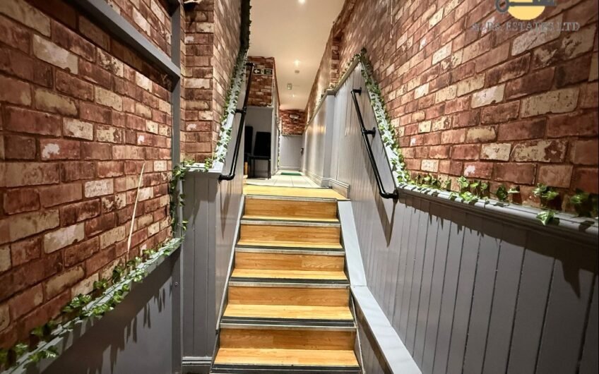 Established Turnkey Indian Restaurant for Sale – In Prime Dunstable LU6!!!