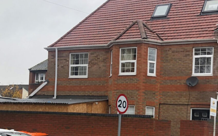 1 Bed Flat Available For Rent in Dunstable, LU6!!!