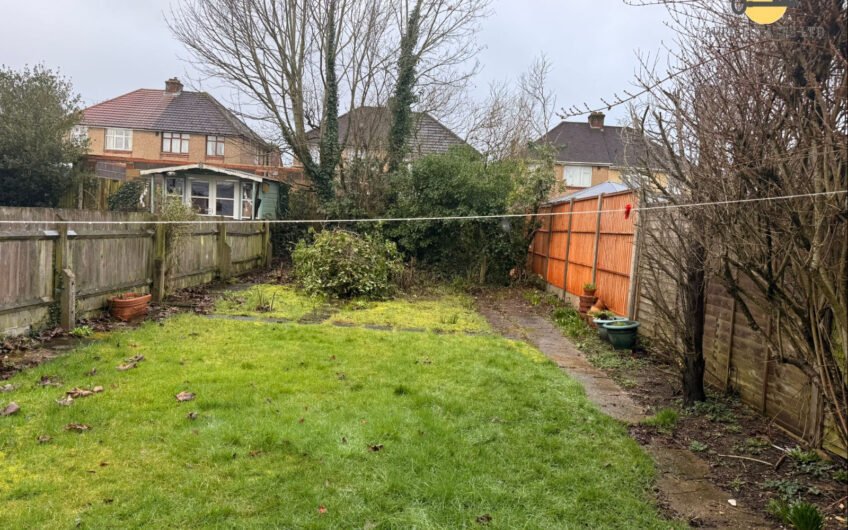 For Rent, Beautiful 3-Bedroom Home with Front & Rear Gardens – Ideal Family Living in Luton LU2!!!