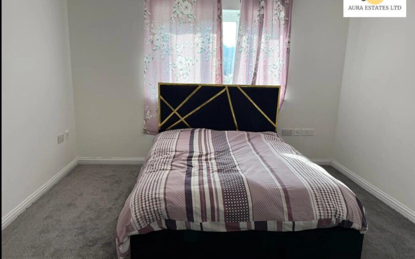 Elegant 4-Bedroom Townhouse for Sale with Private Garden & Driveway – Central Luton LU1!!!