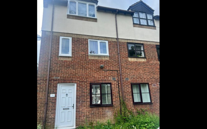 Well- Presented 1-Bedroom Apartment with Allocated Parking in Luton LU3!!!