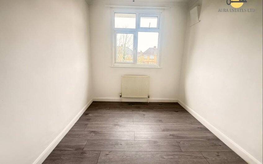 For Rent, Beautiful 3-Bedroom Home with Front & Rear Gardens – Ideal Family Living in Luton LU2!!!