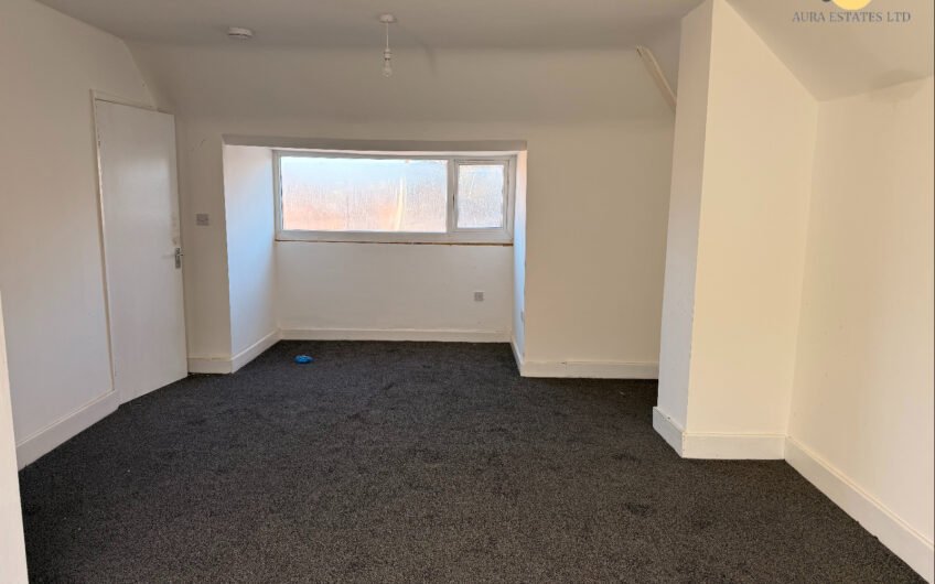For Sales freehold HMO Investment Opportunity – Planning Pending for 8 En-Suite Rooms | Dunstable LU6!!!