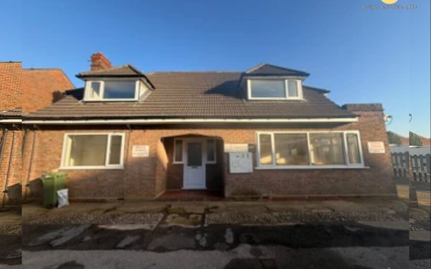 For Sales freehold HMO Investment Opportunity – Planning Pending for 8 En-Suite Rooms | Dunstable LU6!!!