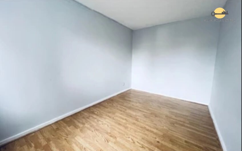 For Sale – Spacious 4-Bedroom Ground Floor Flat with Garden & Parking, in Luton LU1!!!