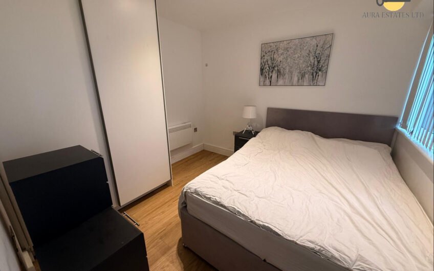 Stylish Fully Furnished 2-Bedroom Flat for Rent in Arrowhead House, Luton LU4!!