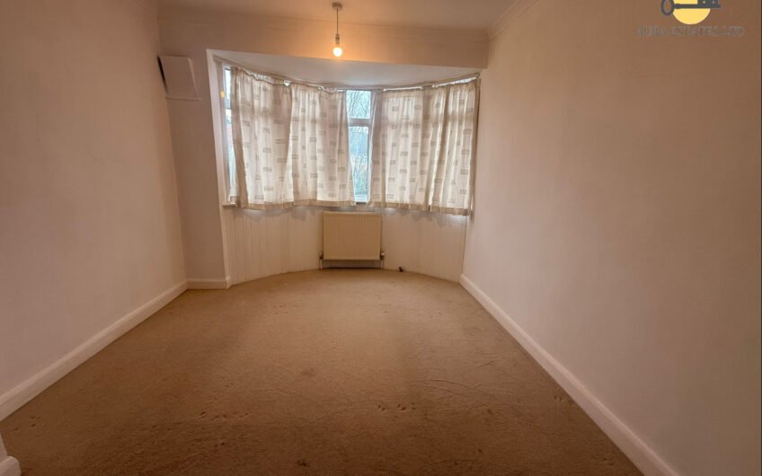 For Rent, Beautiful 3-Bedroom Home with Front & Rear Gardens – Ideal Family Living in Luton LU2!!!