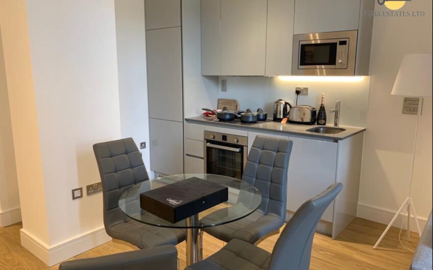 For Rent, Stylish 2-Bed Flat with Private Parking & CCTV in Luton LU4!!!