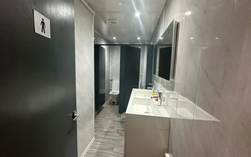 Just Bring Your Team! Fully Furnished Office Available for rent in Luton LU1!!!