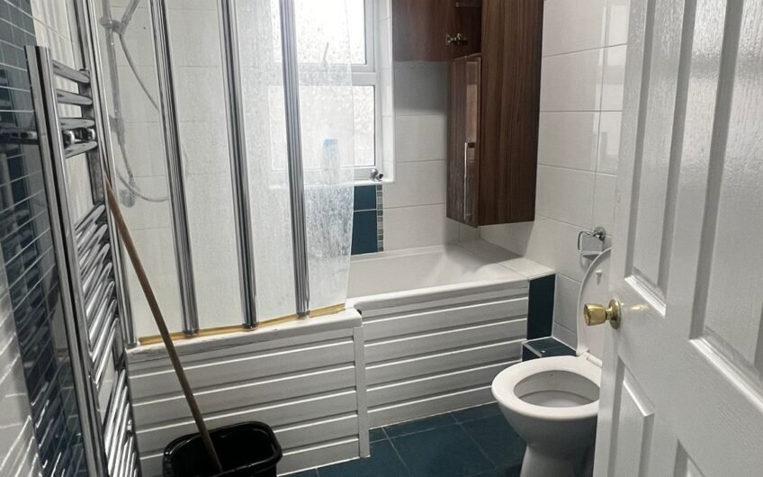 Ideal for Company Let – Large 6 Double Bedroom House in Luton LU4!!!