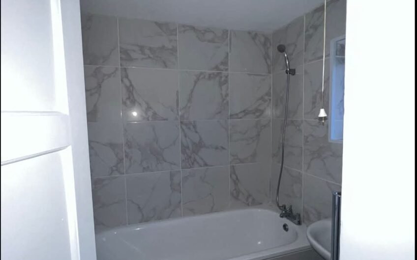 For Rent, Spacious 3-Bedroom Semi-Detached House with Front & Rear Gardens – In Dawley, Telford TF4!!!