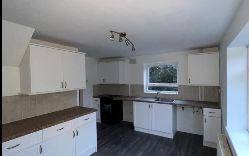 For Rent, Spacious 3-Bedroom Semi-Detached House with Front & Rear Gardens – In Dawley, Telford TF4!!!