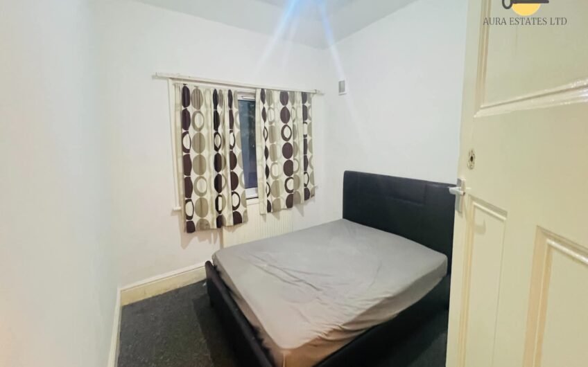 For Rent, Spacious 1-Bedroom Furnished Flat with Reception Room & Parking – In Marsh Road Luton LU3!!!