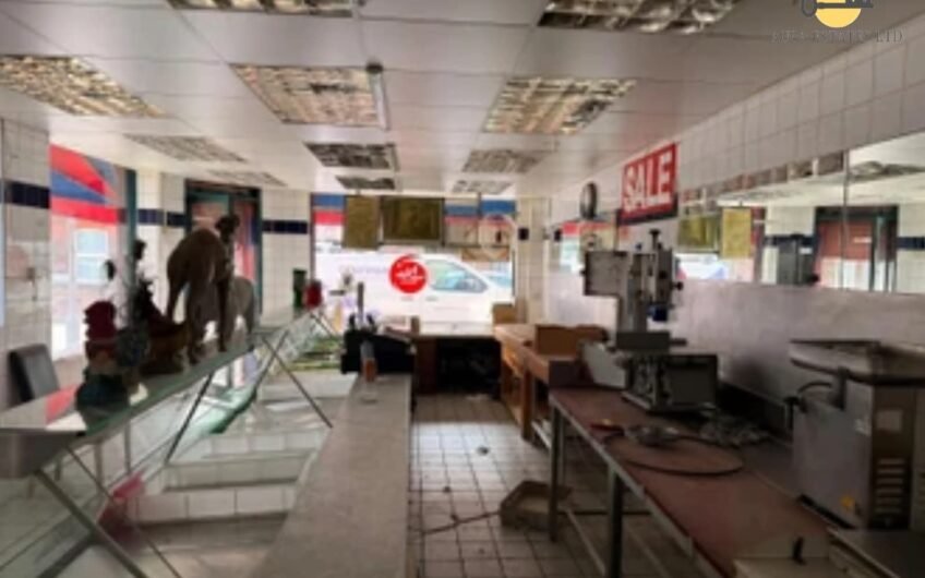 Available Butcher Shop + 1-Bedroom Flat for Rent in Ash Road, Luton LU4!!