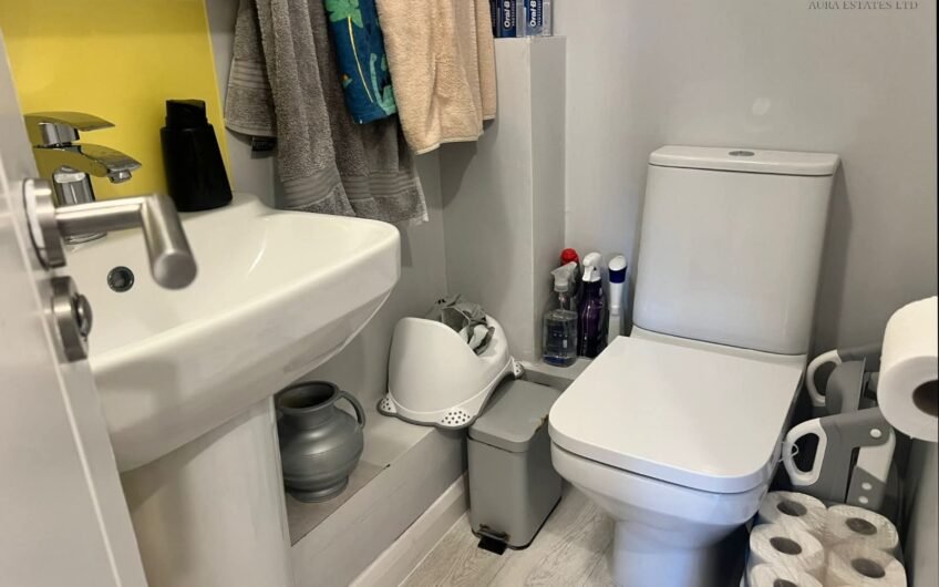 Well- Presented 1-Bedroom Apartment with Allocated Parking in Luton LU3!!!