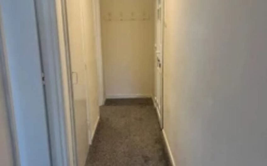 For Sale, Well-Presented 1-Bedroom Flat with Modern Features – In Luton LU2!!!