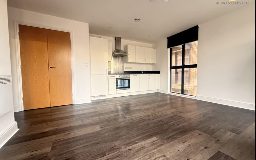 Available for Rent, Luxury 1-Bedroom Apartment at Williams Lodge, High Wycombe Buckinghamshire, HP11!!!