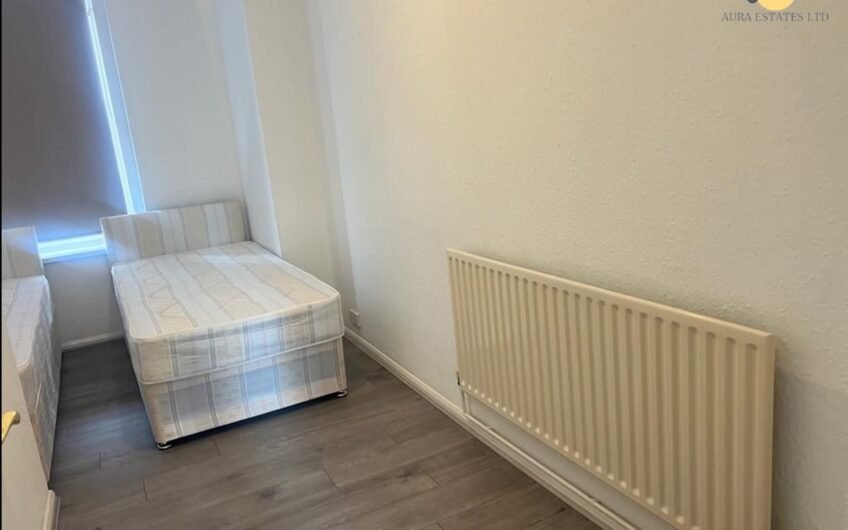 Modern Fully Furnished 1-Bedroom Apartment in Prime Dunstable LU6!!!