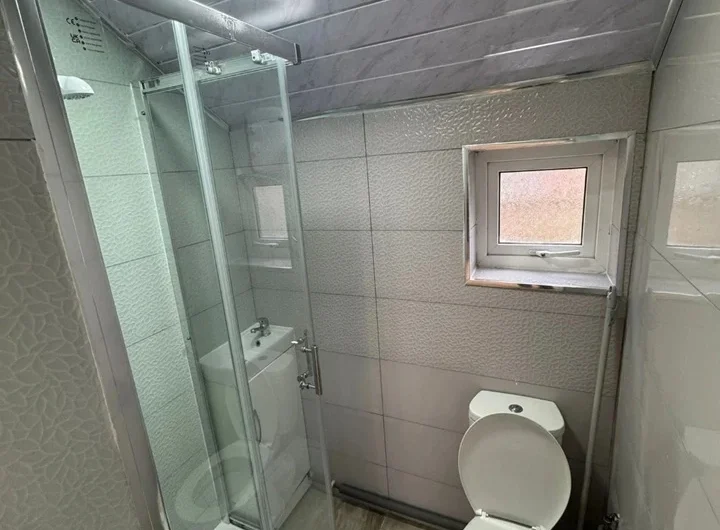 For Rent, Stylish & Compact Studio Flat Available Now in Luton LU1!