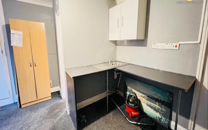 Comfortable Single Room with WiFi & Parking – Ready to Move In Luton LU3!!!