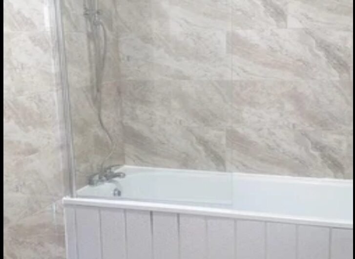 For Sale, Stylish Two-Bedroom First-Floor Flat in Luton LU1!!!