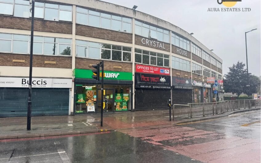 For Rent, Elevate Your Business in a Modern 2nd Floor Office Suite – Crystal House, Luton