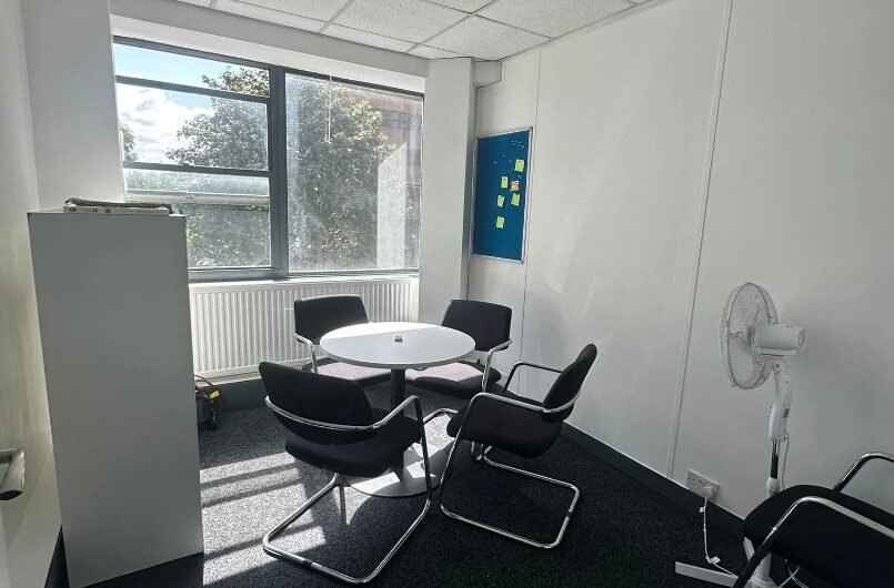 Work in Style – High-Quality Office Suites Available at Regional House, Luton LU1!!!