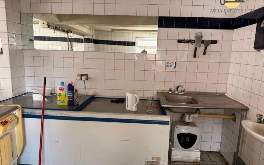 Well-Positioned Butcher Shop Unit Now Available to Rent in Luton LU4!!!
